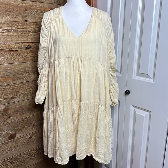 &Merci Tiered Dress Pale Yellow Buttercream V-Neck Pullover Cotton Size Large - Picture 1 of 6